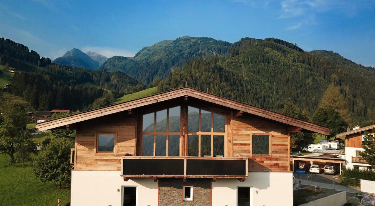 Alpin Penthouse Hollersbach Daire Hollersbach im Pinzgau Dış mekan fotoğraf